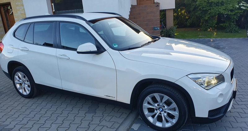 BMW X1 cena 38900 przebieg: 209000, rok produkcji 2012 z Zelów małe 781